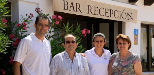 Sesenta años de una empresa dedicada al turismo familiar