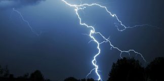 Cauen 2.500 llamps sobre les Pitiüses durant la tempesta, gran part d’ells a Formentera RAYO