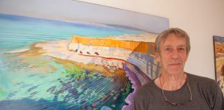 Una visión colorida de los acantilados de Formentera