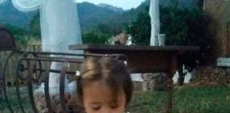Sofía necesita de la atención de una Asistente Técnica Educativa permanente