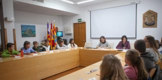 Los más jóvenes conocen el funcionamiento del Consell