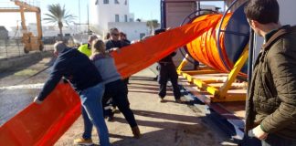 Autoridad Portuaria realiza un simulacro de confinamiento de contaminación marina en el puerto de la Savina