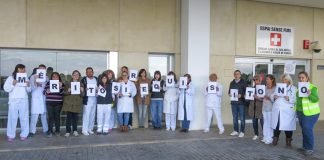Mínima movilización de los trabajadores del Hospital de Formentera contra el decreto del catalán en la sanidad