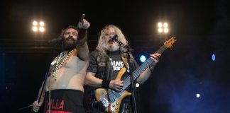 Mojinos Escozíos celebraron ayer en Formentera sus 22 años sobre el escenario