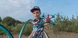 «M’agradaria competir a la Drone Racing League», Entrevista a Vicent Mayans Cervera