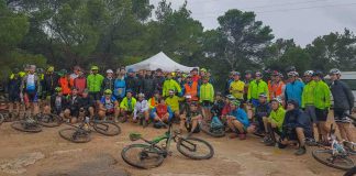 La segunda etapa de la Volta Cicloturista se desarrolla bajo la lluvia