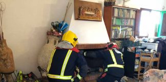 Sofocado un conato de incendio en una chimenea en Porto Saler