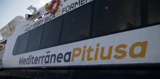 Una empresa implicada en el servicio del transporte marítimo en Formentera