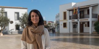 «Cuando me implico lo hago a fondo», Entrevista a Ana Juan