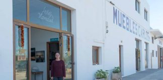 Cincuenta y cinco años surtiendo de muebles a Formentera