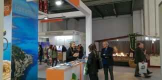 Formentera se promociona como destino familiar en Barcelona