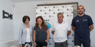 Hallados once sables del siglo XIX en aguas de Es Caló