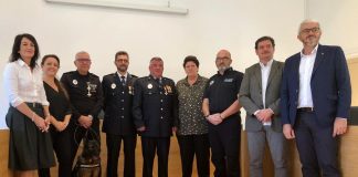 Formentera rinde homenaje a la trayectoria profesional de cinco policías locales