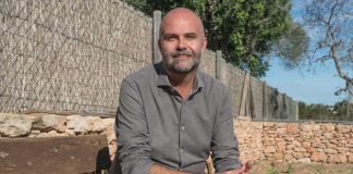«Quan vaig a redactar, el paper mai està en blanc», Entrevista a Carles Torres