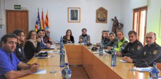 Acuerdo para establecer un protocolo de actuación ante la llegada de migrantes irregulares a la isla