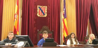 Formentera preside la VIII edición del Parlament Juvenil de Balears