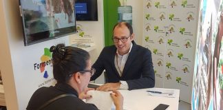 Formentera se reúne con empresas especializadas en turismo de lujo en la feria I.L.T.M de Cannes