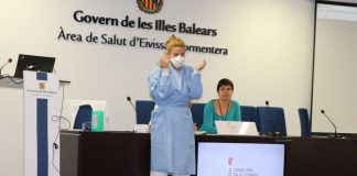 El personal sanitario recibe formación sobre el Coronavirus
