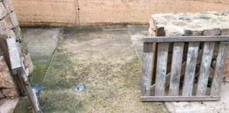 Quejas de los vecinos por el estado del parque público de ses Bardetes