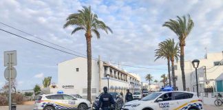 La Policía Local de Formentera interpone 15 denuncias por no respetar las normas de confinamiento