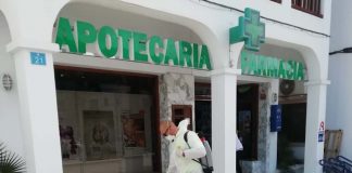 El Consell intensifica la limpieza y desinfección de los espacios públicos adyacentes a las farmacias