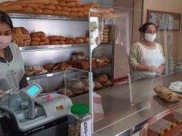 El comercio local sigue tirando adelante en este período de confinamiento