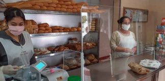 El comercio local sigue tirando adelante en este período de confinamiento
