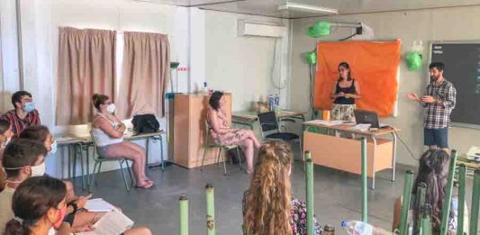 Formación a los monitores de la Escola d’Estiu en la detección de posibles secuelas del confinamiento por Covid-19