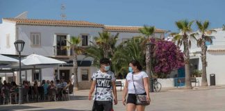 El Consejo de Ministros aprueba el fin de la obligatoriedad de las mascarillas desde mañana en España