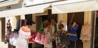 El Consell renueva su colaboración con la PIMEF para impulsar el pequeño comercio de Formentera