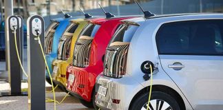 En marcha la convocatoria de subvenciones para el Programa MOVES III 2025 de movilidad eléctrica Vehículos eléctricos en puntos de recarga