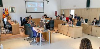 Formentera aprueba instar a las compañías energéticas a garantizar vertidos de excedentes de producción a la red local
