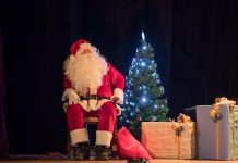 Papá Noel recoge pedidos de regalos en Formentera