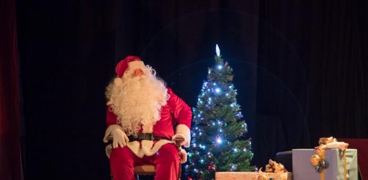 Papá Noel recoge pedidos de regalos en Formentera