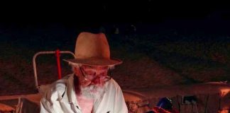 Fallece Carlos, veterano del mercadillo de es Pujols, a los 94 años Carlos artesano