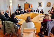 Iago Negueruela explica a los miembros de la COPT los contenidos del decreto ley de Turismo