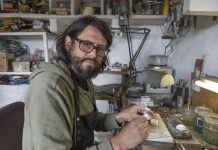 “Una joya no es un souvenir, es un trabajo creativo único y personal” Entrevista a Gustavo “Pitu” Fernández