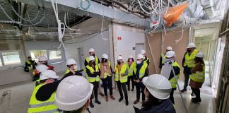 Armengol visita las obras del nuevo servicio de hemodiálisis en el Hospital de Formentera Visita obras servicio Hemodiálisis Hospital de Formentera