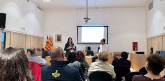 El Consell presenta el Plan de fortalecimiento para preservar y dinamizar el tejido comercial de Formentera Presentación Plan fortalecimiento del sector comercial
