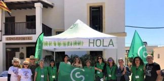 Formentera se suma a la campaña «Haz de la lucha contra el cáncer tu bandera»