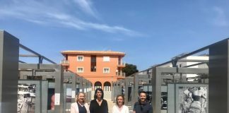 La plaza de Europa de es Pujols acoge la muestra «50 fotografías con historia» Exposición 50 fotografías con historia en plaza Europa es Pujols