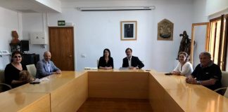 Ana Juan recibe al cónsul de Italia en Barcelona, Emanuele Manzitti La presidenta Ana Juan recibe al consul de Italia en Barcelona Emanuele Manzitti