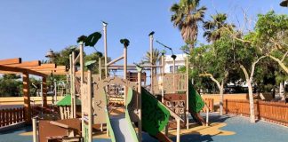 Renovación y mejoras en tres parques infantiles de Formentera Zona de juegos nueva en el parque Illes Pitiuses, la Savina