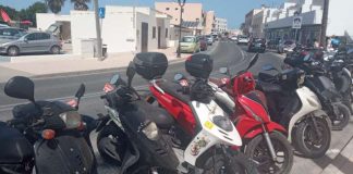 Campaña de notificaciones a los vehículos no acreditados en formentera.eco Motocicletas notificadas por no estar acreditadas en formenteraeco