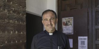 Mosén Miguel Ángel Riera y su compromiso con Formentera