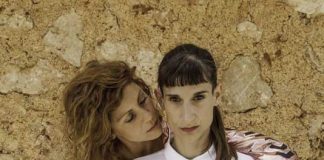 MoskitasMuertas presenta «La decisió» en Formentera MoskitasMuertas en "La Decisió"