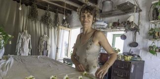 “Quiero que cada prenda sea una pieza de arte para llevar” Entrevista a Simona Colzi