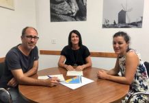 Convenio para la coordinación y gestión de la Escuela de Fútbol Base de Formentera Firma convenio fútbol base