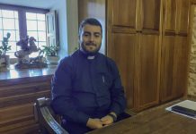 Fernando Bayón Iglesias hace un balance muy positivo de su primer año como párroco en Formentera