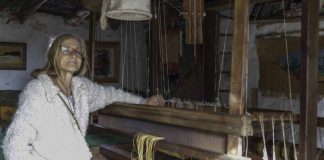 “Me agrada compartir este oficio para que no se pierda” Entrevista a Olga López Adzerias Olga López Adzerias
